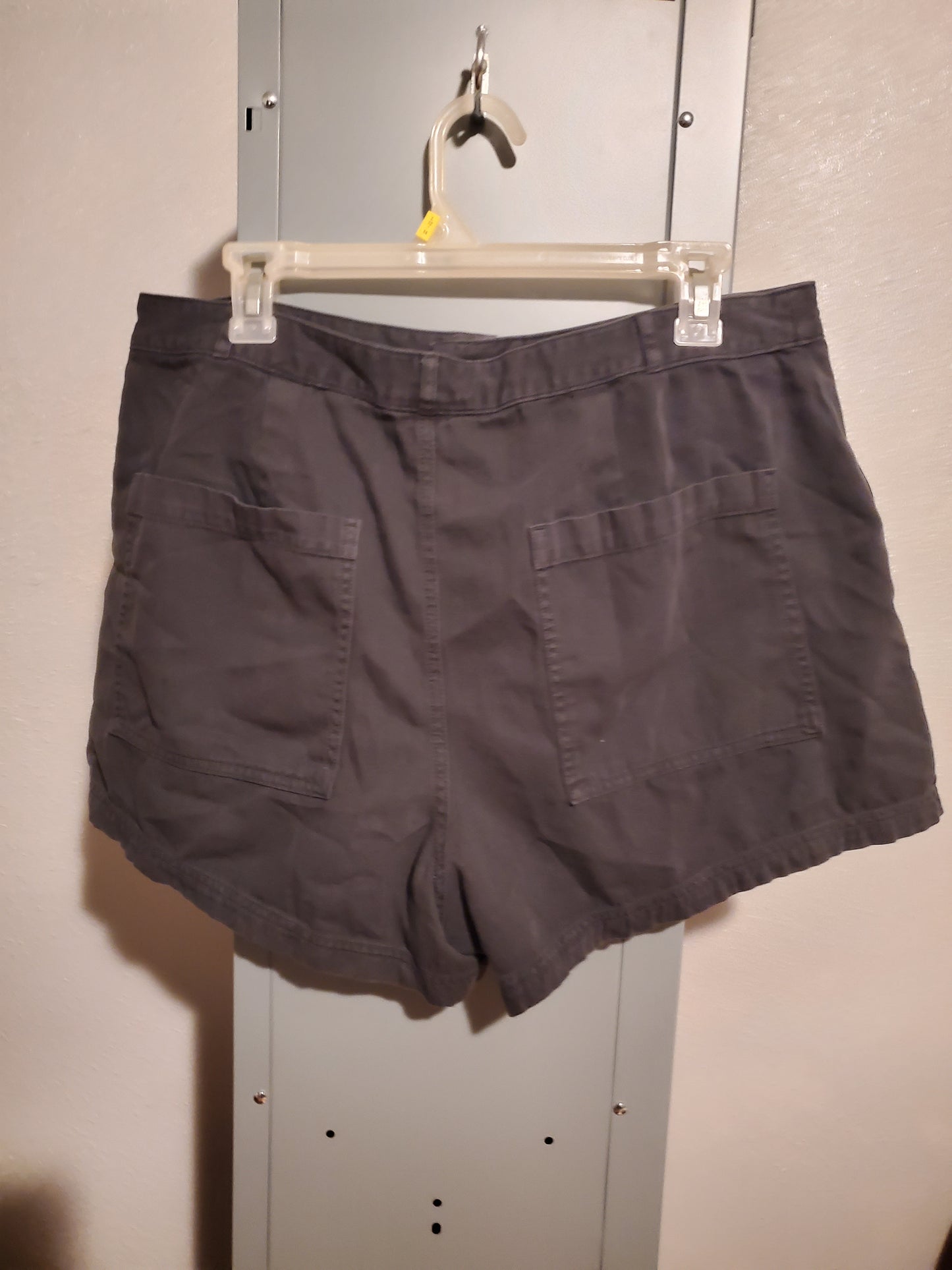 Black Dress Shorts 8C