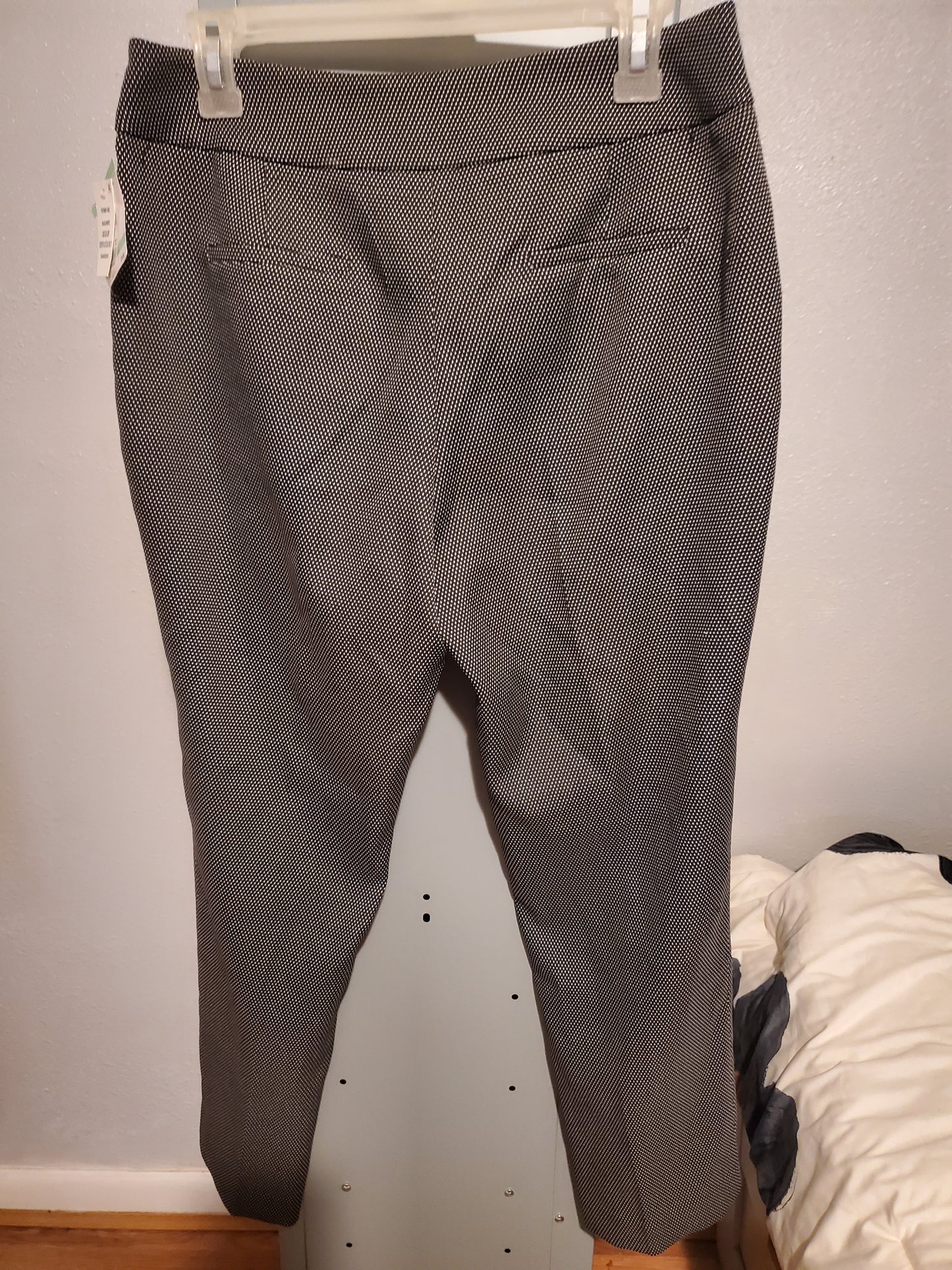 Black w/white dots dress pants 6E