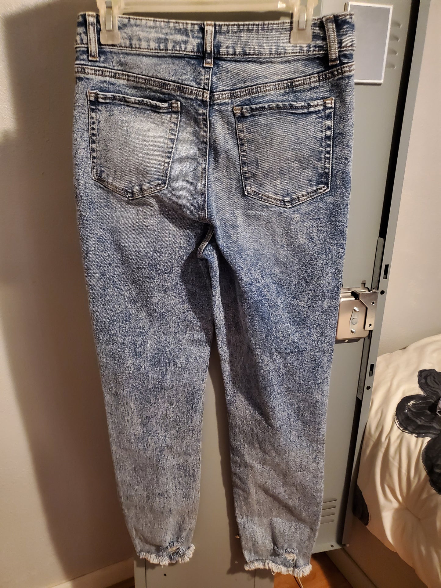 Tinsel Town Straight Leg Jeans 20E