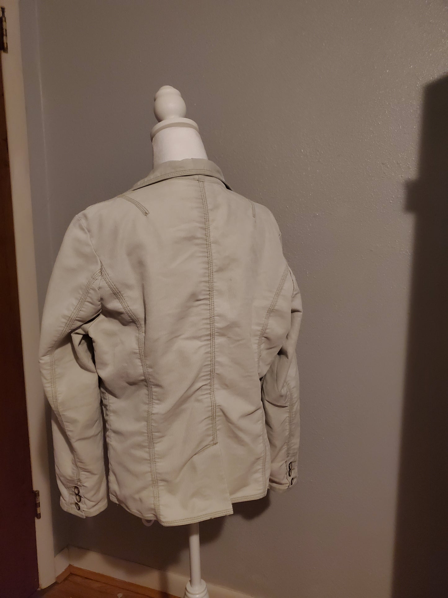White Curdoroy Jacket 12F