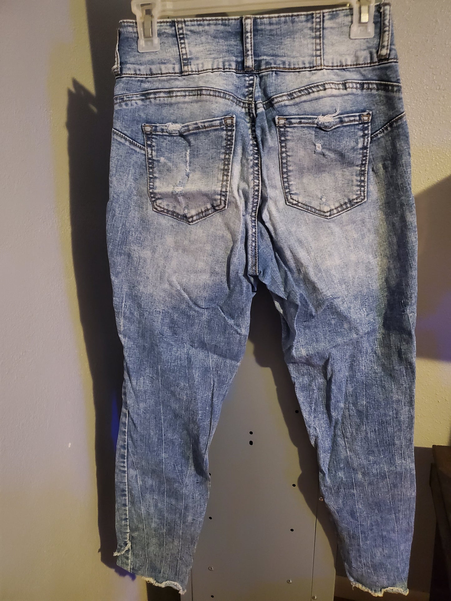 High Rise Skinny Jeans 22E