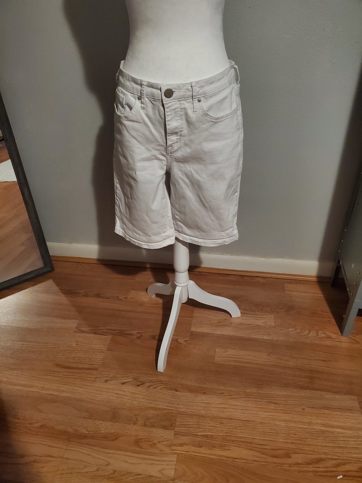 Jean Knee Length Shorts 1C