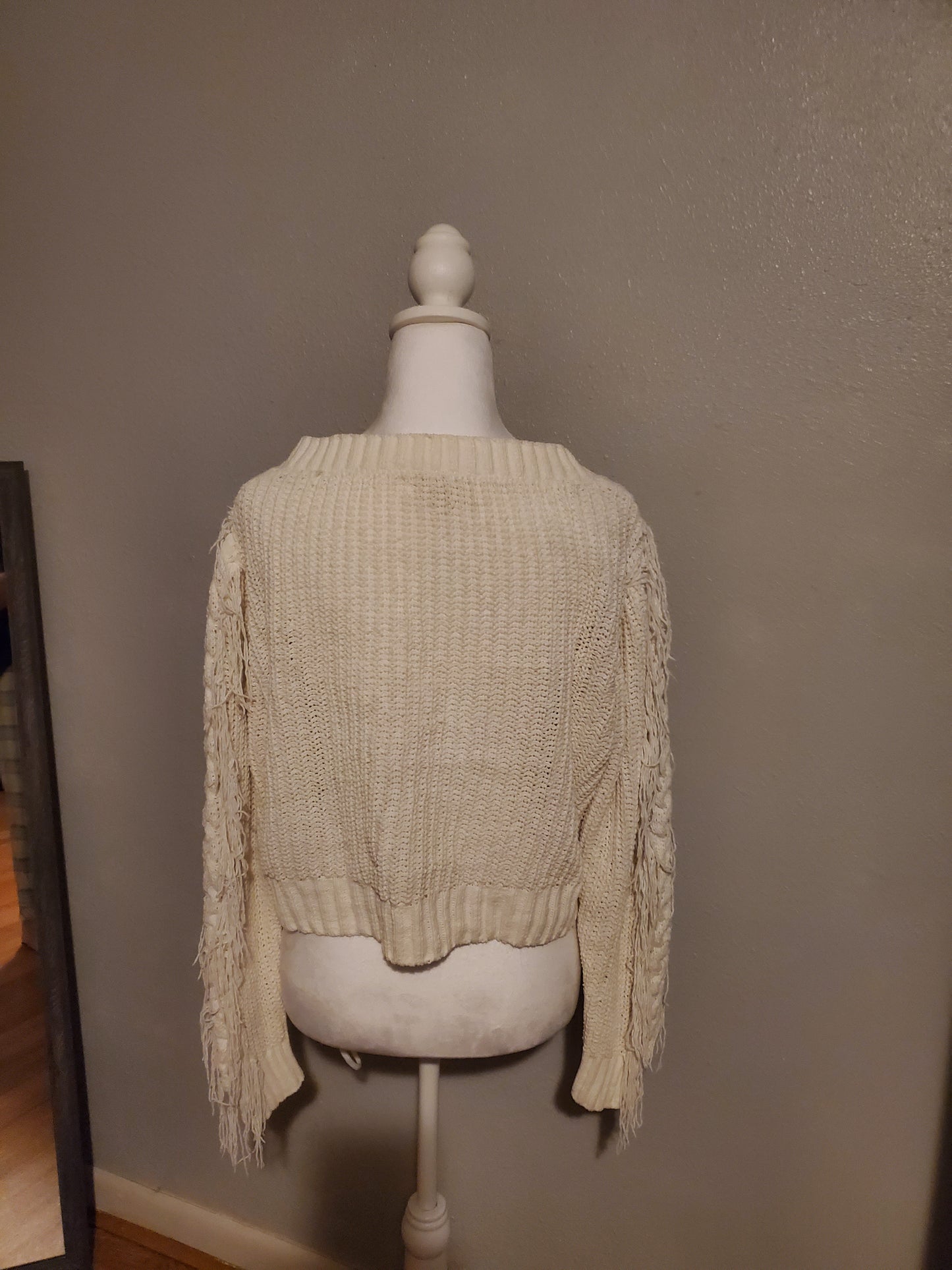 White Fringe Crop Sweater 1D