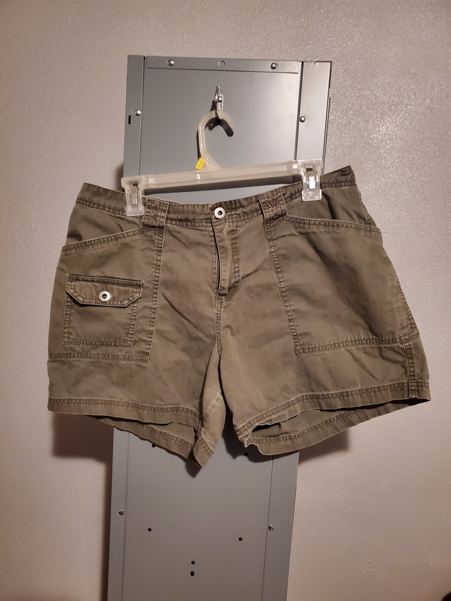 Khaki Shorts 11C