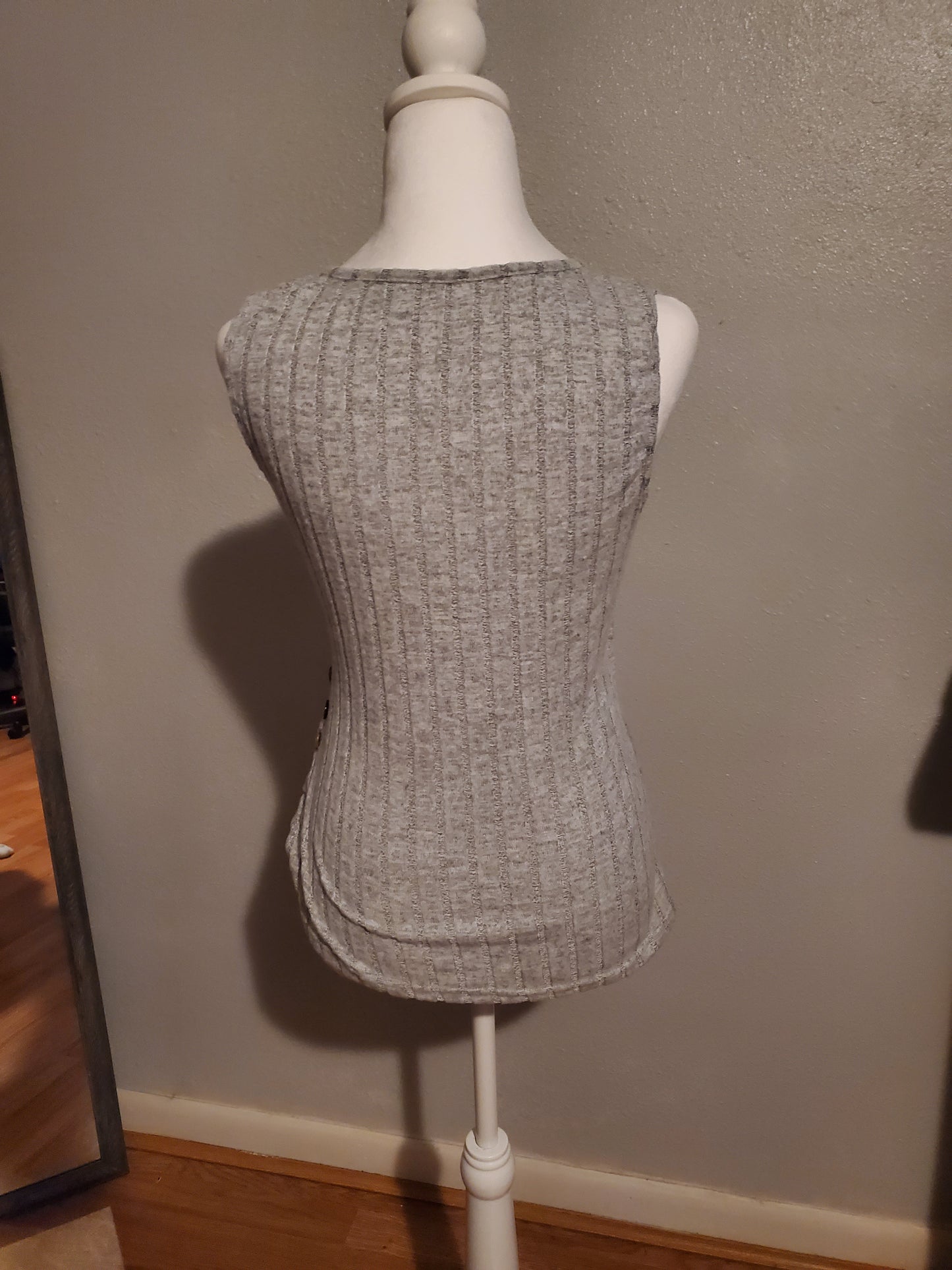 Gray Sweater Tank 10A