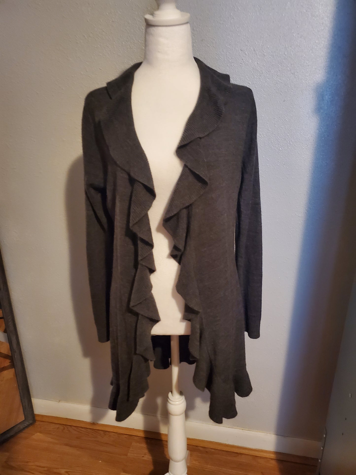 Gray Sweater 10F