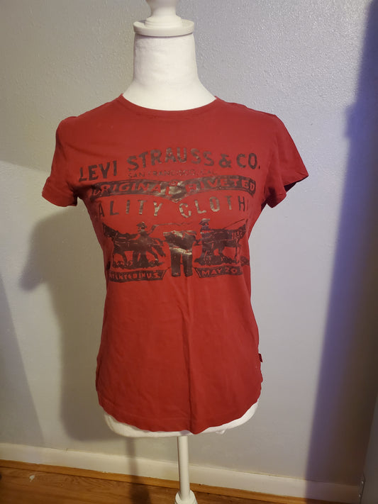Maroon Levi's T-Shirt 19A
