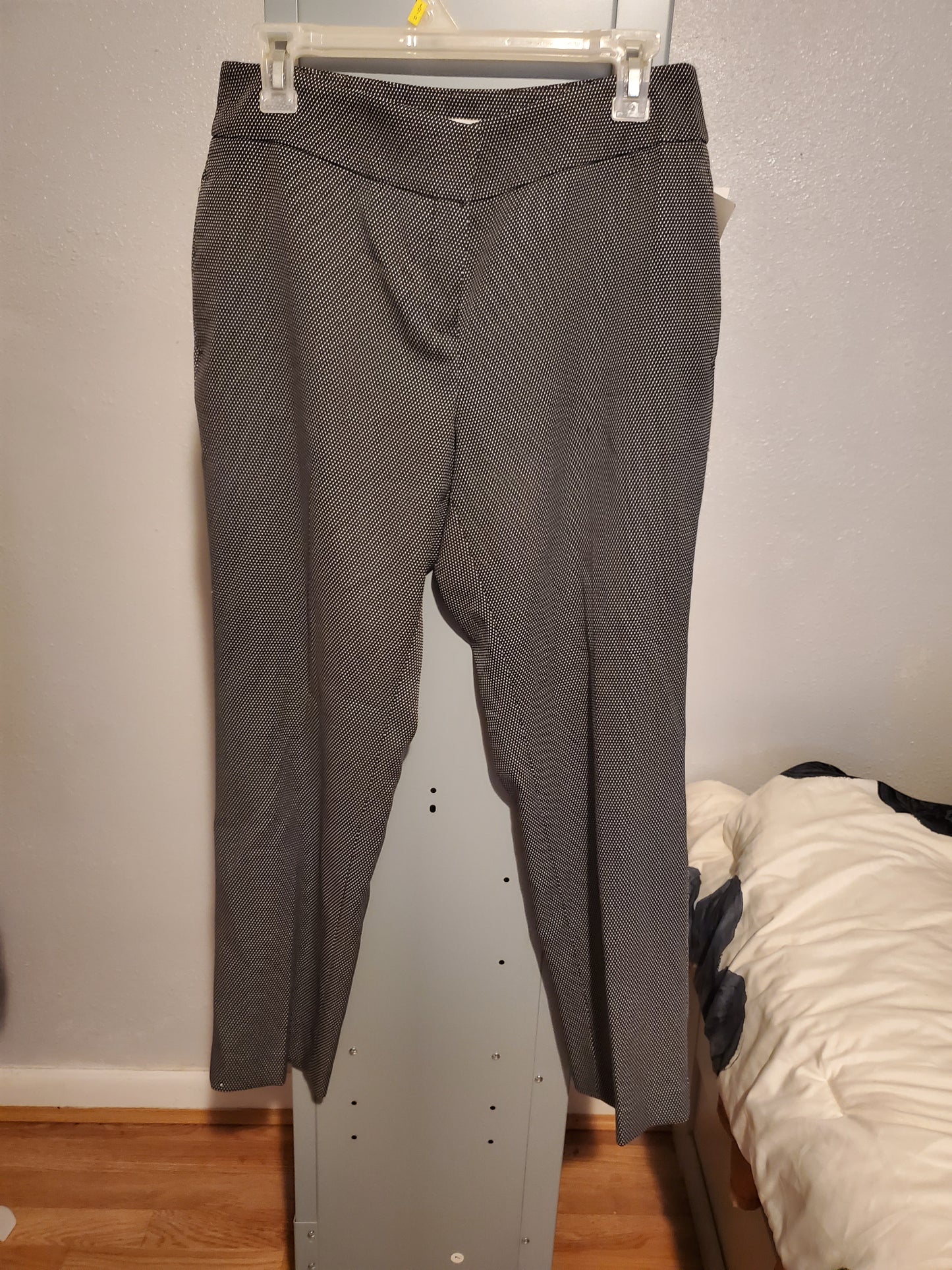 Black w/white dots dress pants 6E