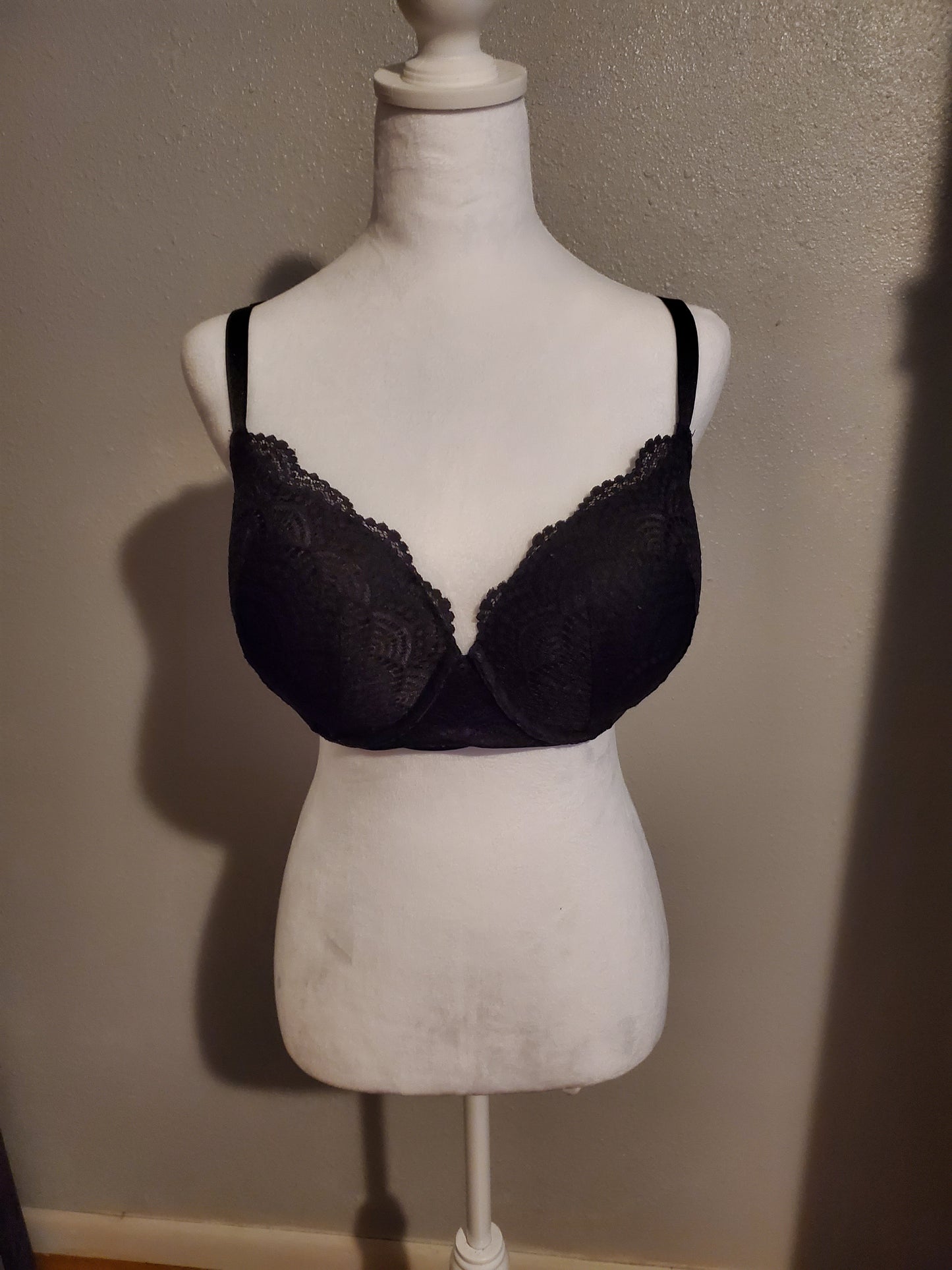 Victoria Secret Black Bra 2J