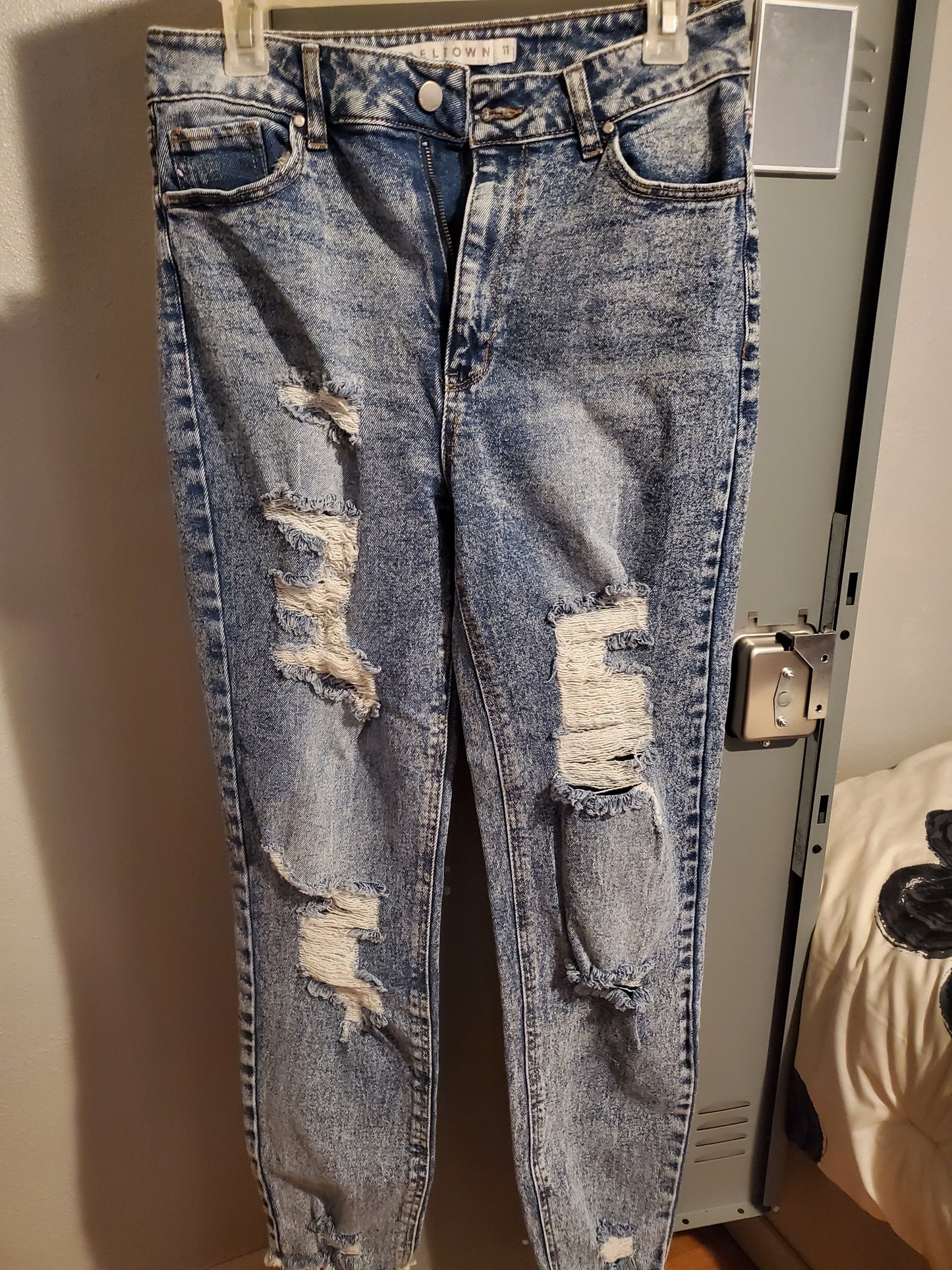 Tinsel Town Straight Leg Jeans 20E