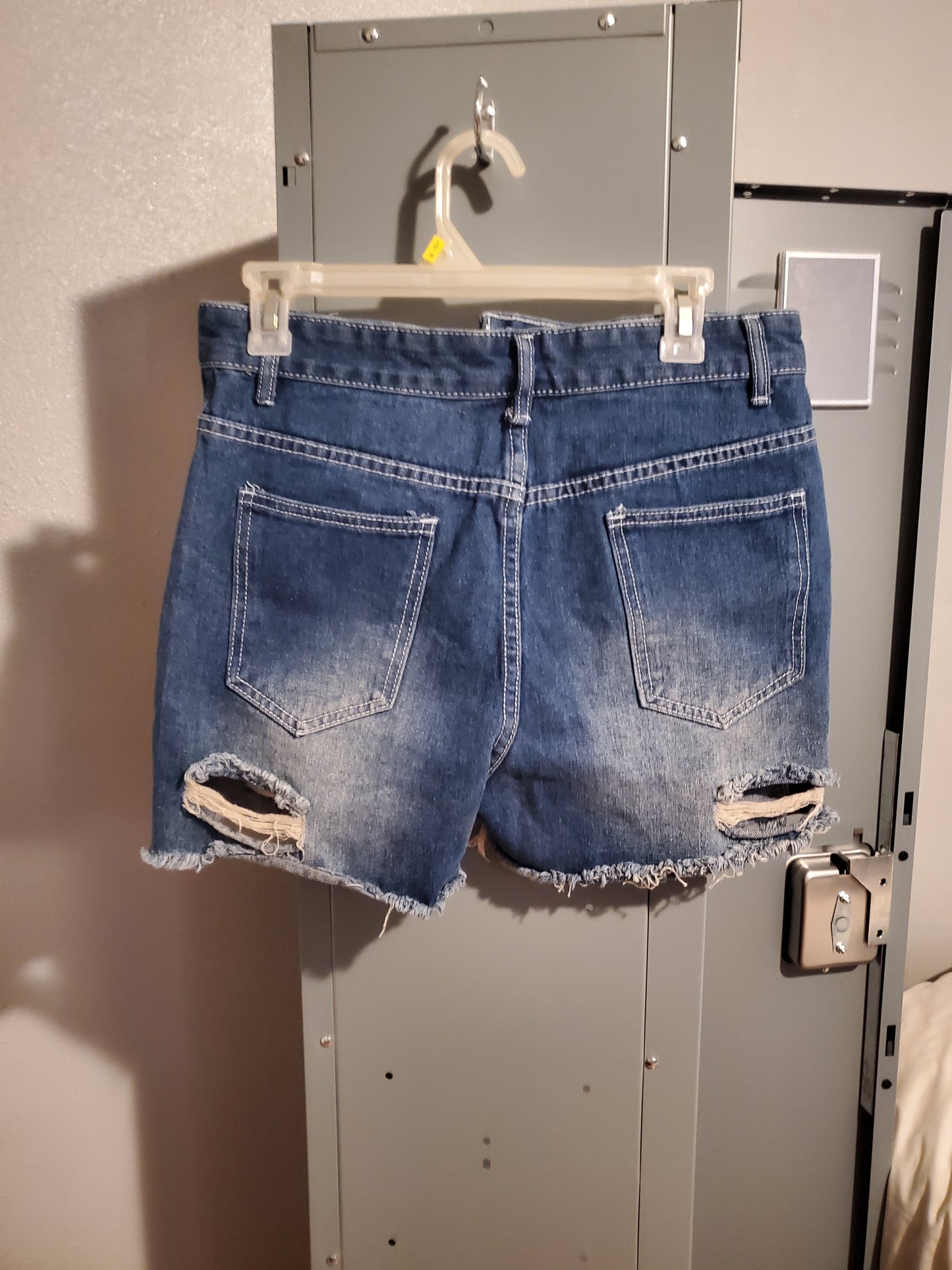 Jean Cut-Off 23C