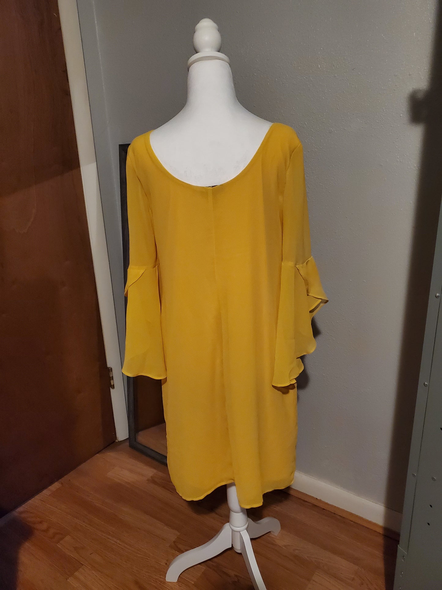 Yellow Dress 8G