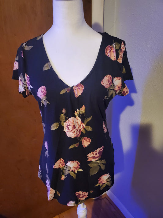 Black w/roses shirt 40A
